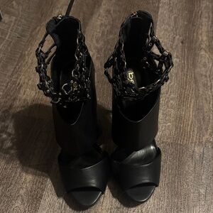 Bebe Abbie Knotted Cuff Heels